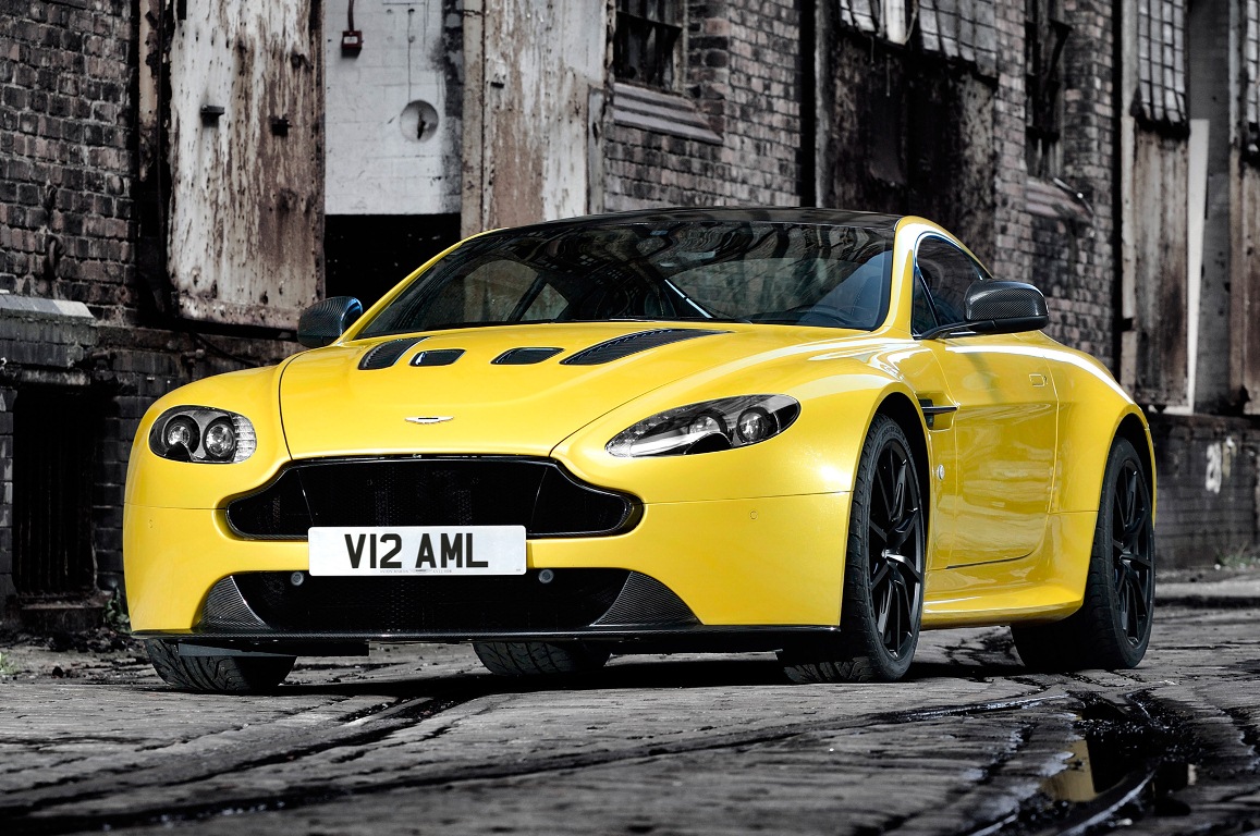 Aston-Martin-V12-Vantage-S