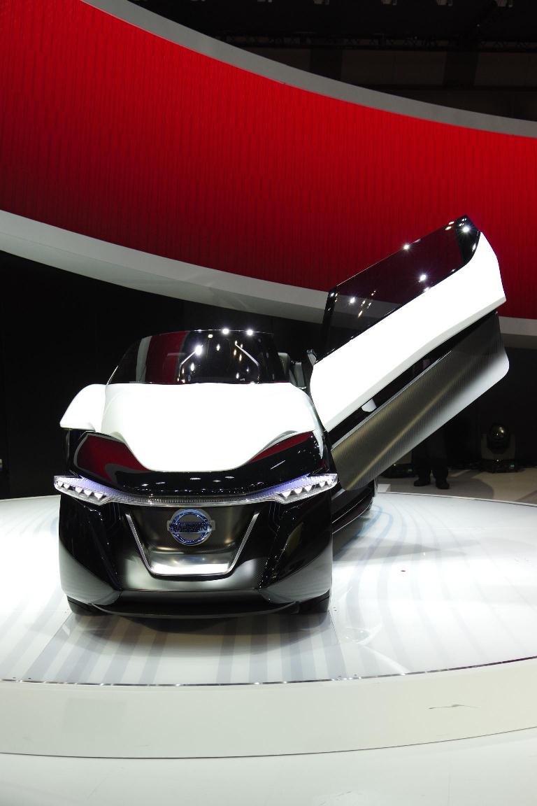 Salon de Tokyo 2013 - Nissan BladeGlider Concept