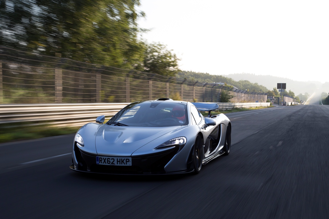 McLaren P1 - Nurburgring Nordschleife 2013