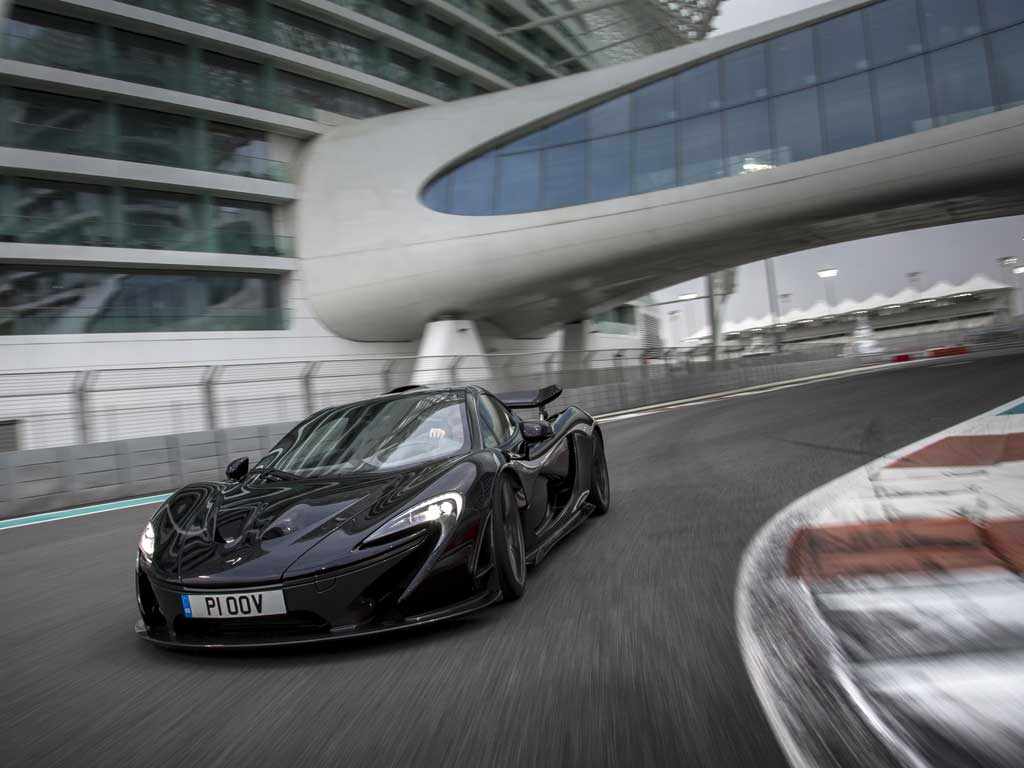 McLaren P1 test Chris Harris - Yas Marina - Pistonhead / Drive