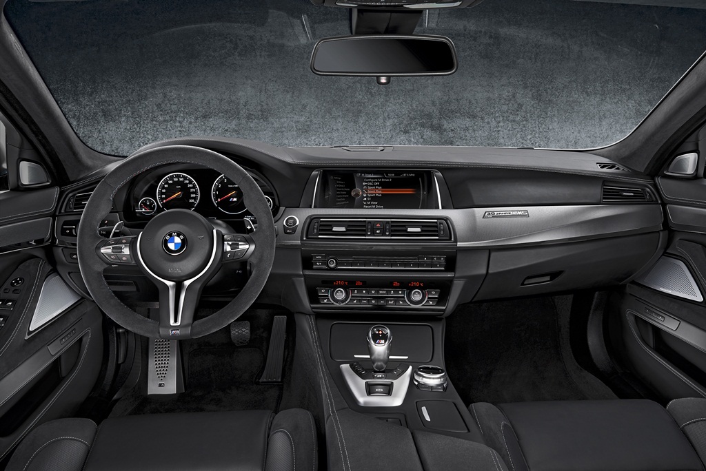 BMW M5 "30 Jahre Édition" (30 ans de la M5)