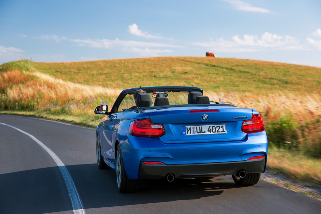 BMW M235i cabriolet