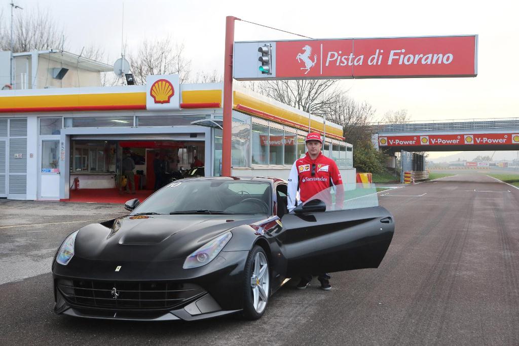 Kimi et la F12 Berlinetta