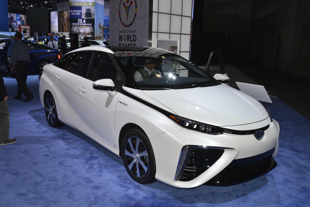 Toyota Mirai - Los Angeles Auto Show 2014
