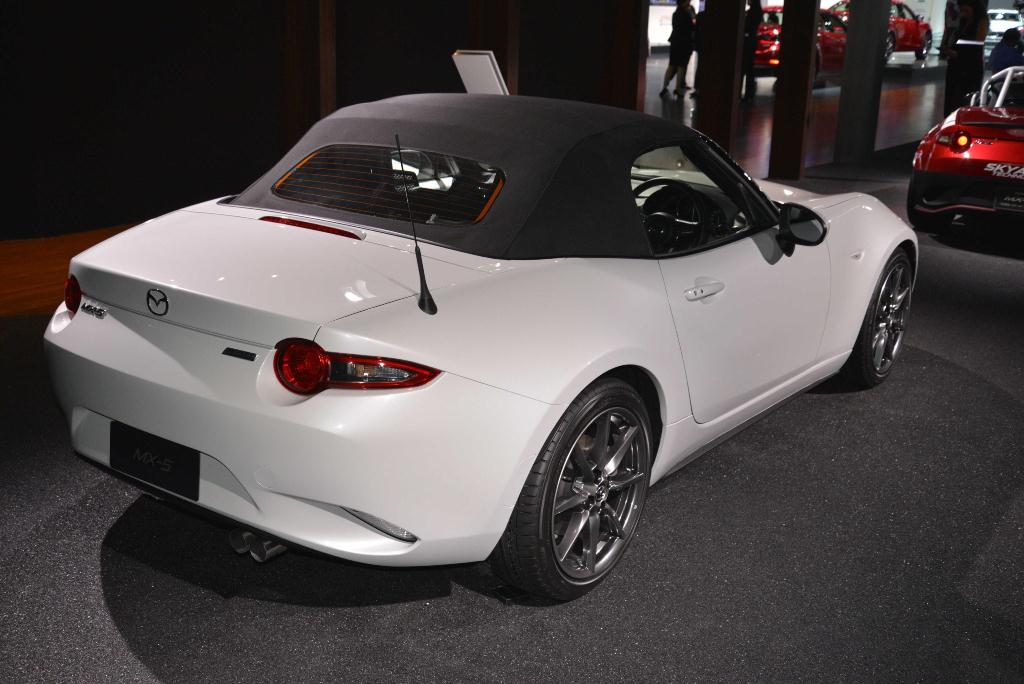 Mazda MX-5 - Los Angeles Auto Show 2014