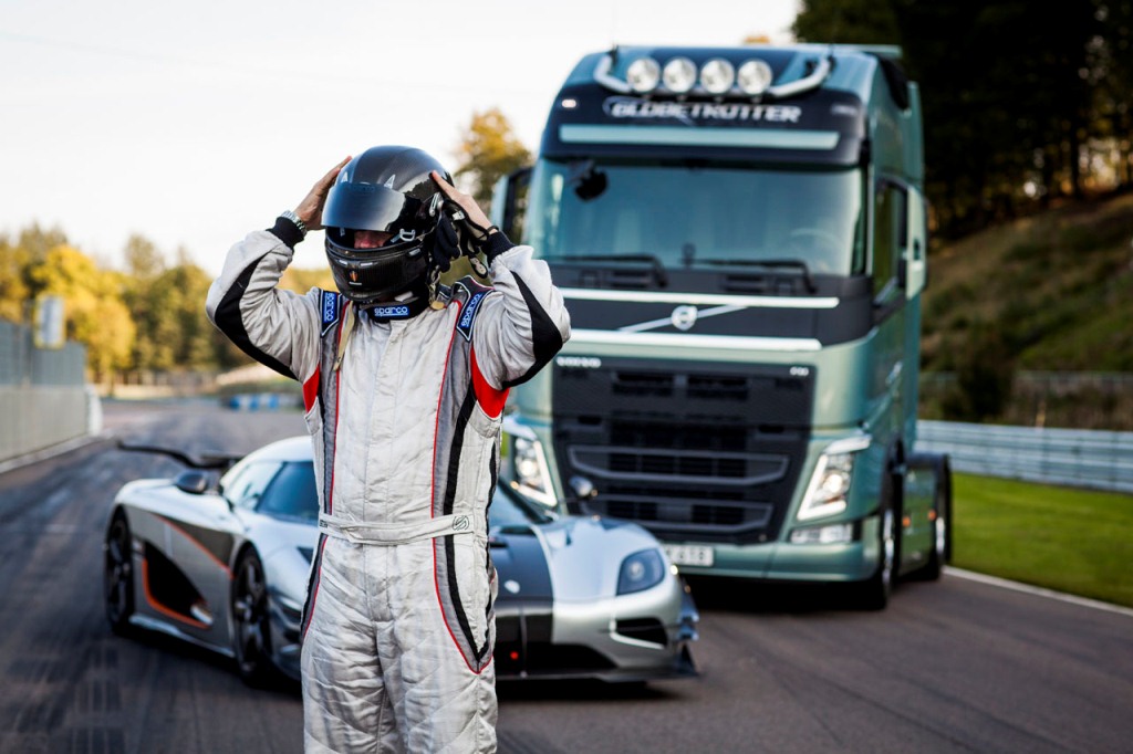 Volvo Truck vs Koenigsegg One:1