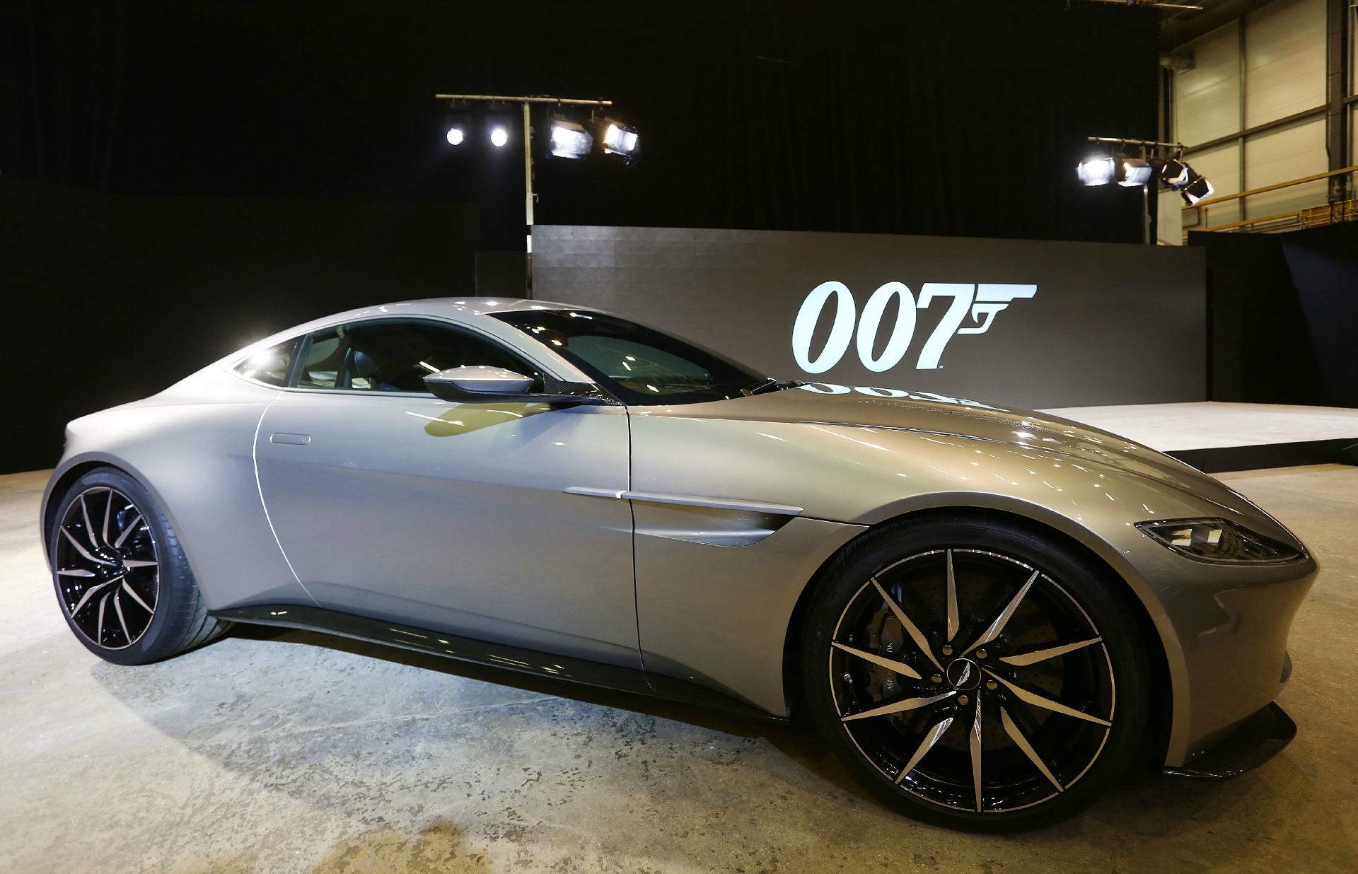 Aston Martin DB10 James Bond - Spectre