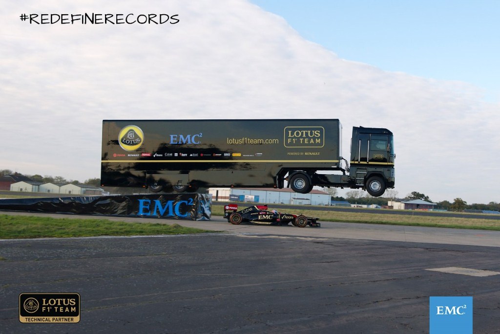 Lotus F1 Team : les adieux à Renault by EMC