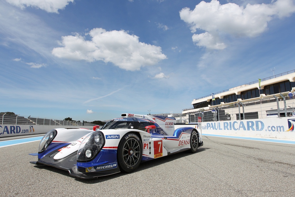 Toyota TS040 LMP1 2015