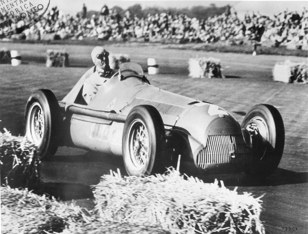 Alfa Romeo remporte son premier grand prix de Formule 1 en 1950