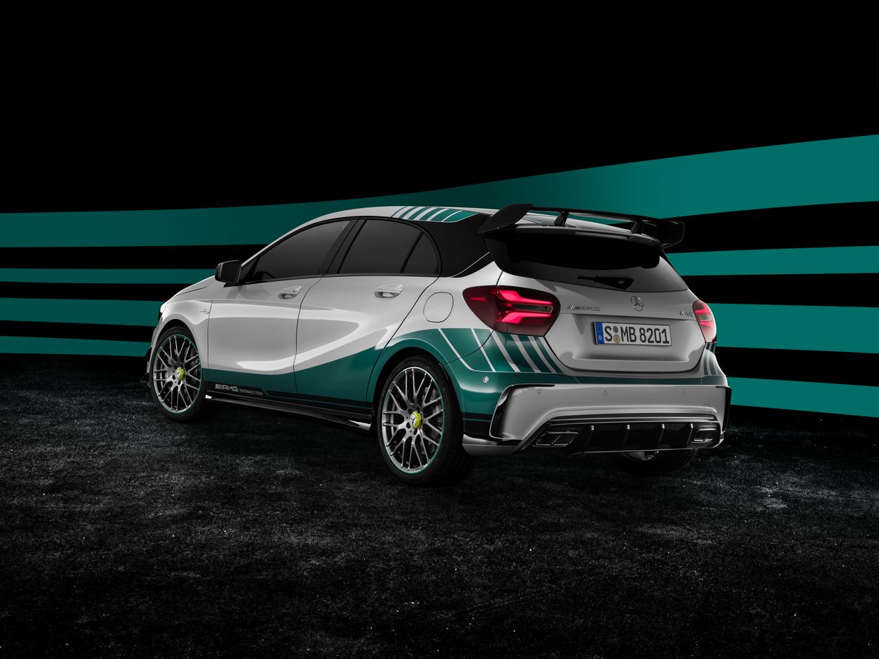 Mercedes A45 AMG Petronas 2015 World Champion Edition