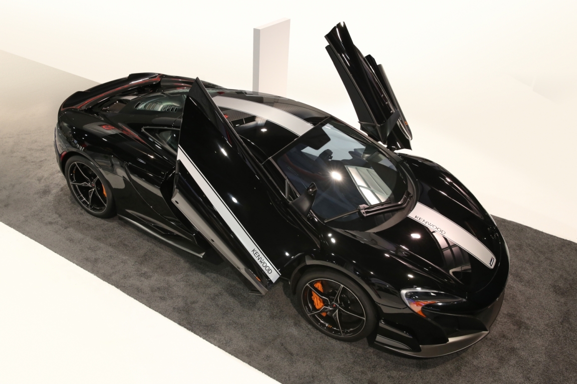 McLaren 675LT JVCKenwood Concept