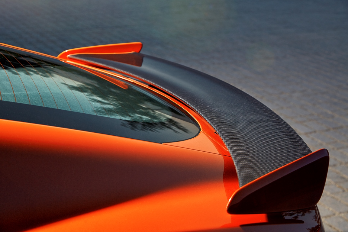 JAGUAR_F-TYPE_SVR_17_COUPE_Detail