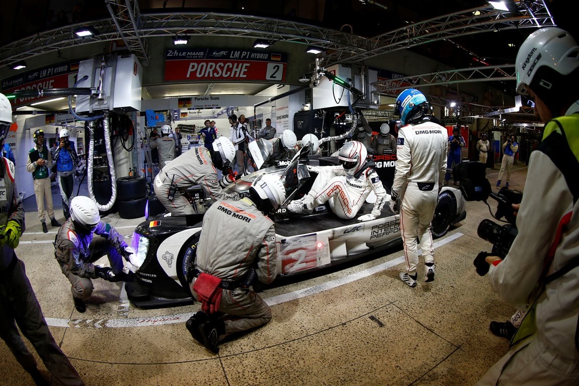Porsche 919 Hybrid, Porsche Team: Romain Dumas, Neel Jani, Marc Lieb
