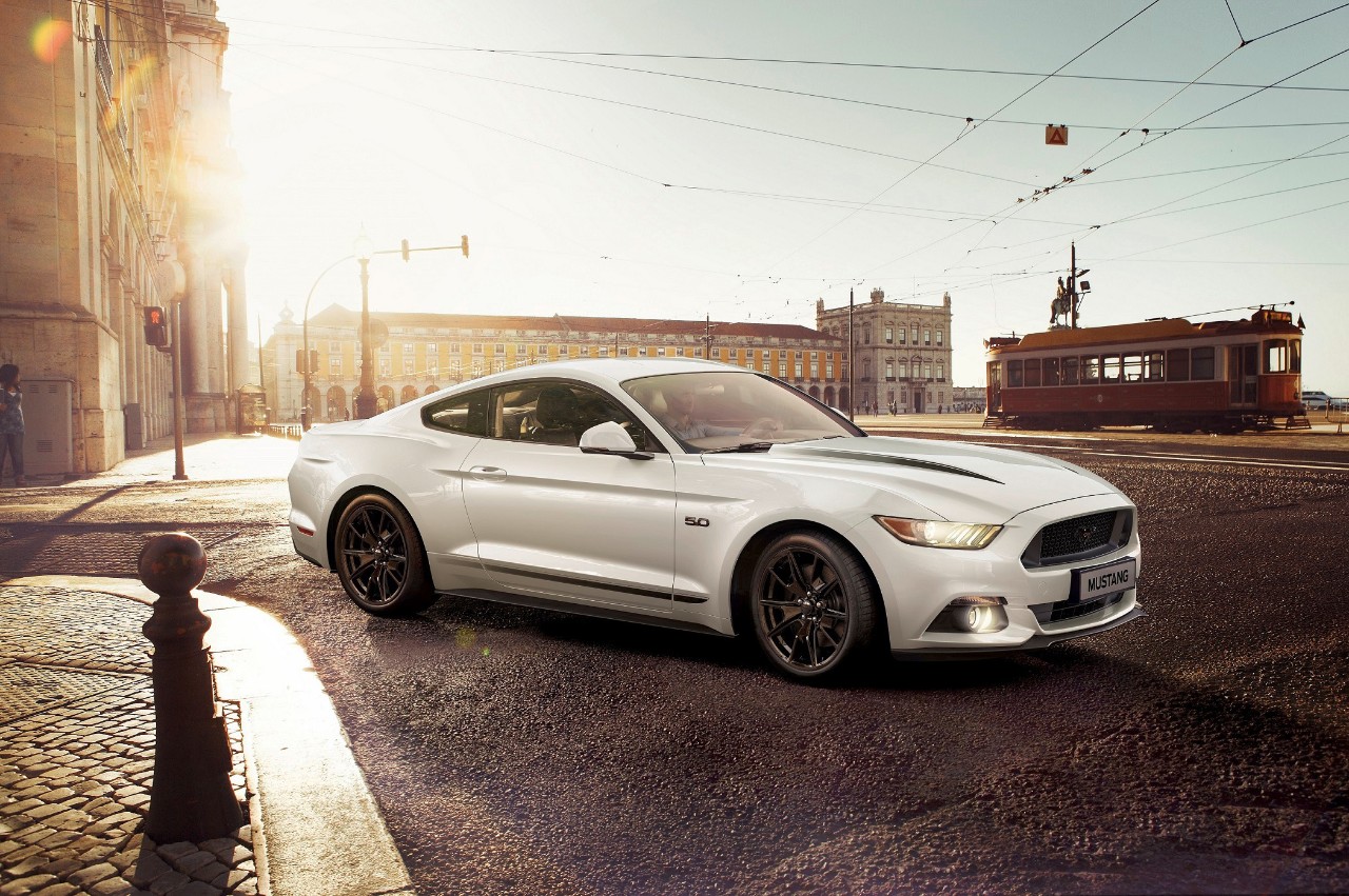 Ford Mustang Black Shadow