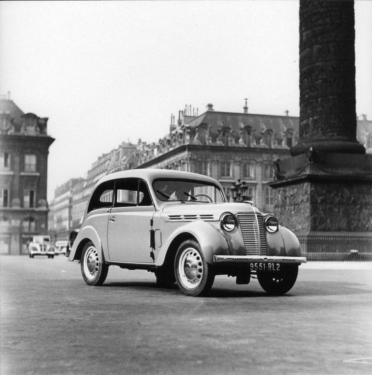Renault Juva Quatre