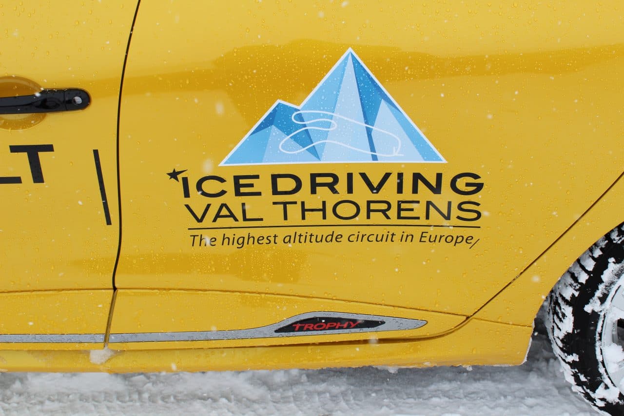 Renault Sport Clio RS Trophy Ice Driving