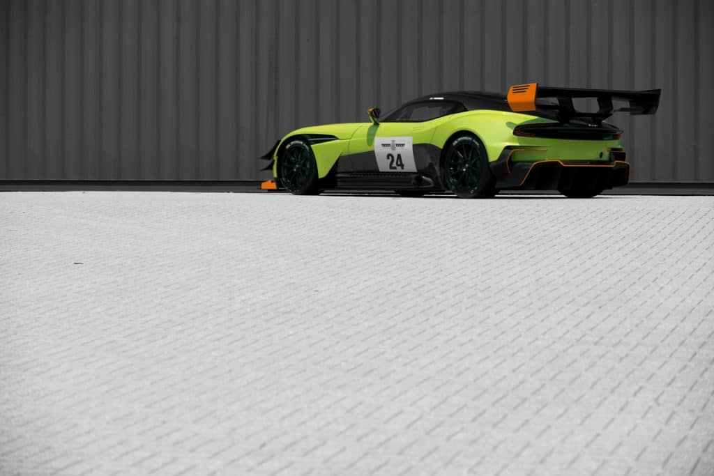 Aston Martin Vulcan AMR Pro