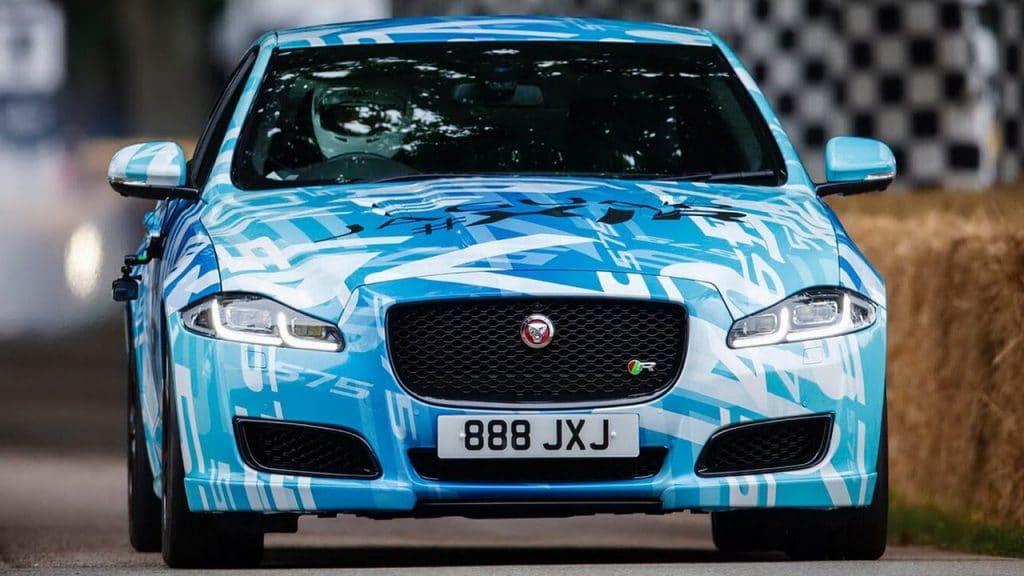 Jaguar XJR 575