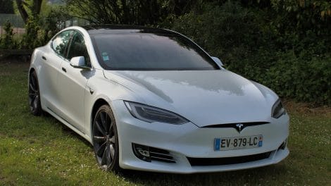 Tesla model S P100D