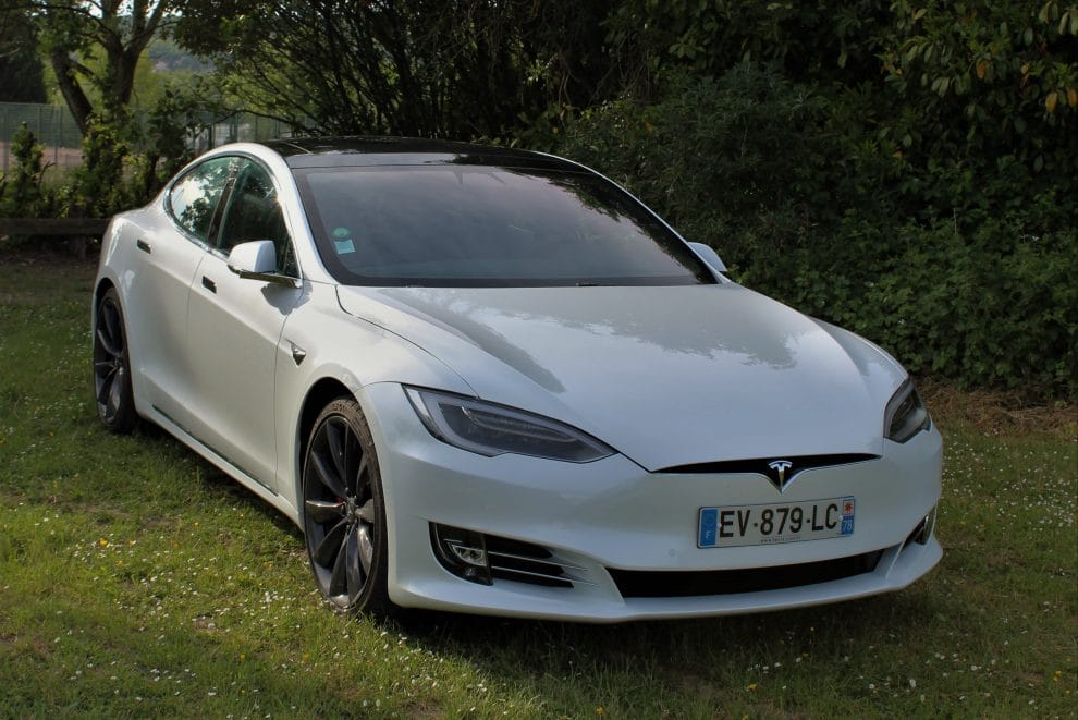 Tesla model S P100D