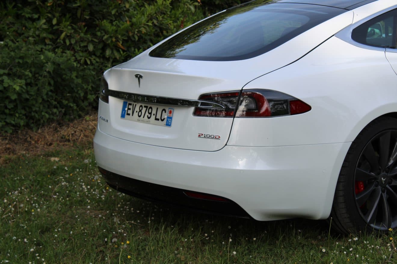 Tesla model S P100D