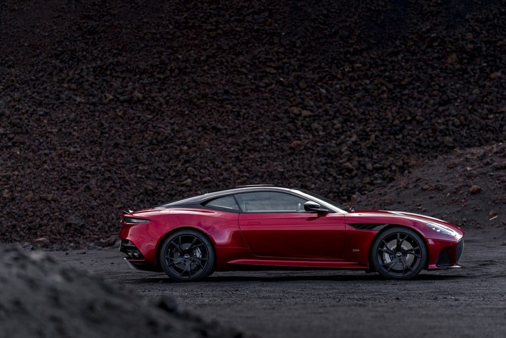 Aston Martin DBS Superleggera 2018