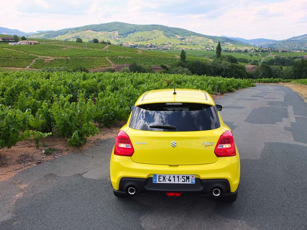 Suzuki Swift Sport BoosterJet 1.4L (2018)