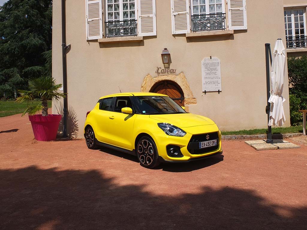 Suzuki Swift Sport BoosterJet 1.4L (2018)