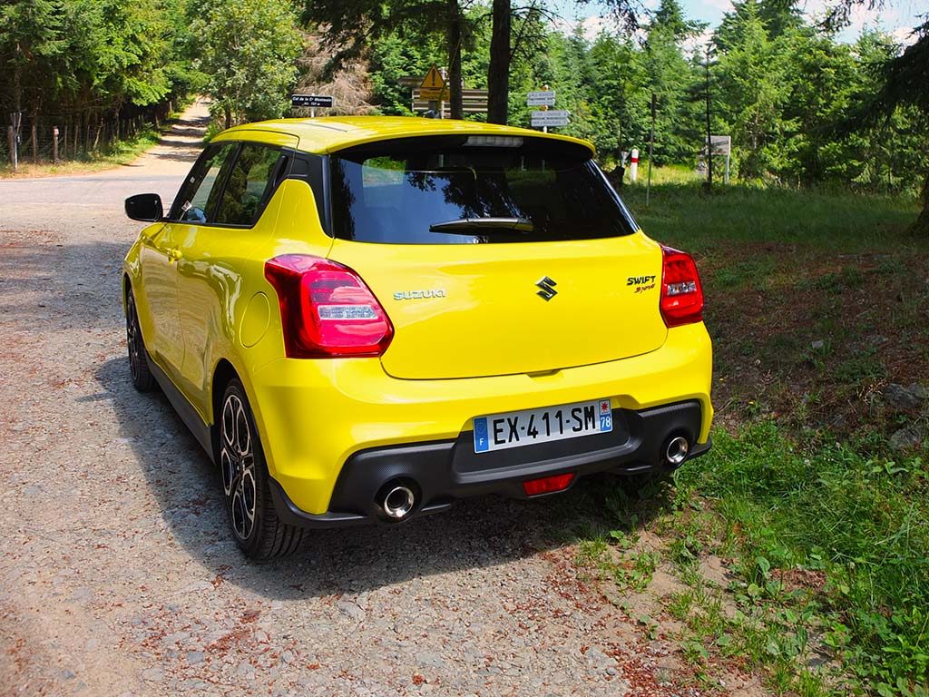 Suzuki Swift Sport BoosterJet 1.4L (2018)