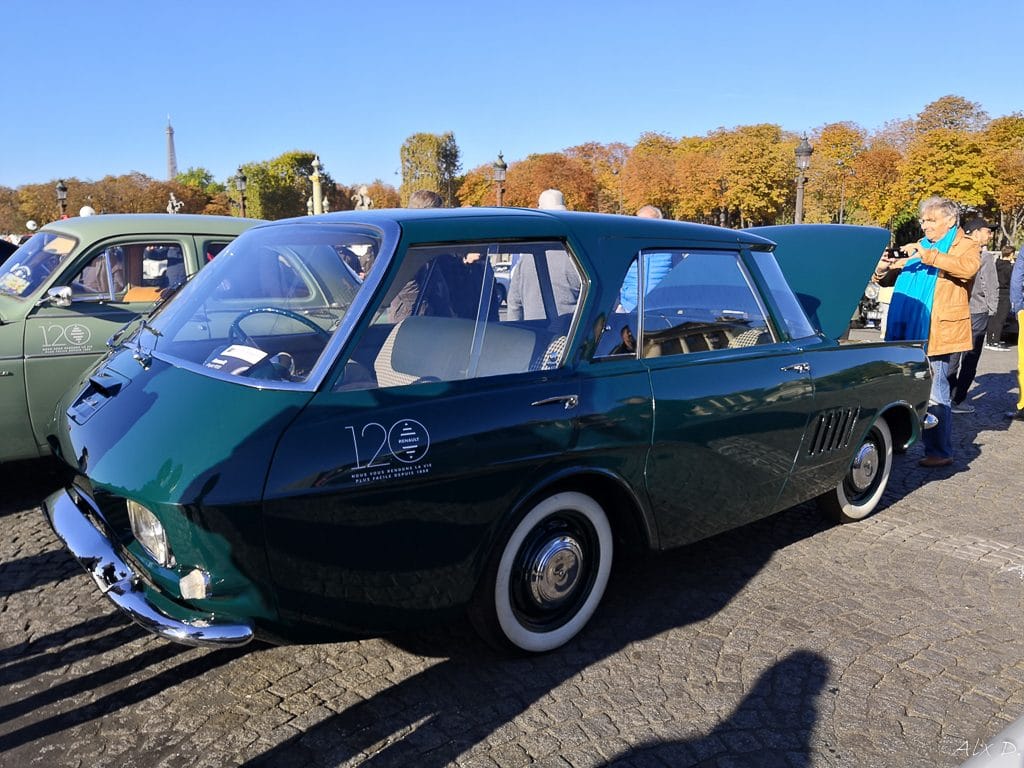 Mondial de l'Auto 2018 - Parade des 120 ans - Alex D.