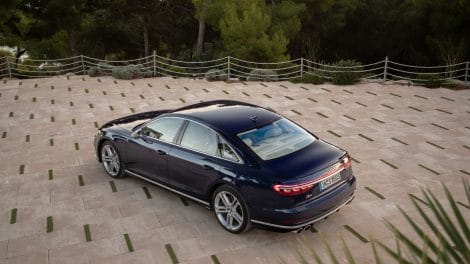 Audi S8