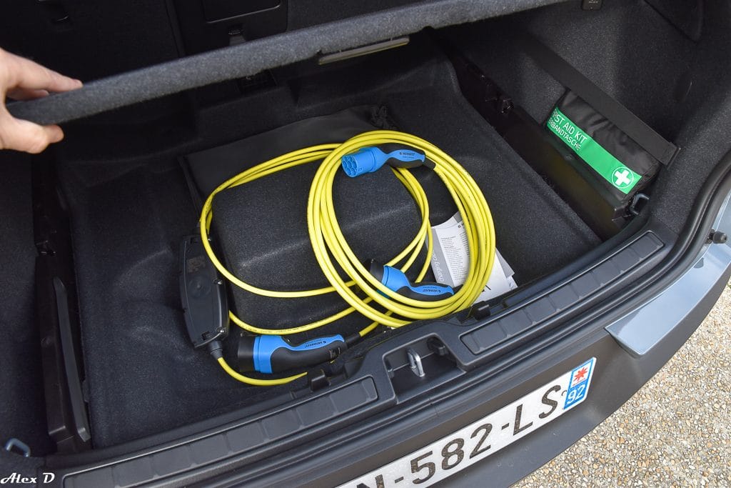 Volvo XC40 recharge T5