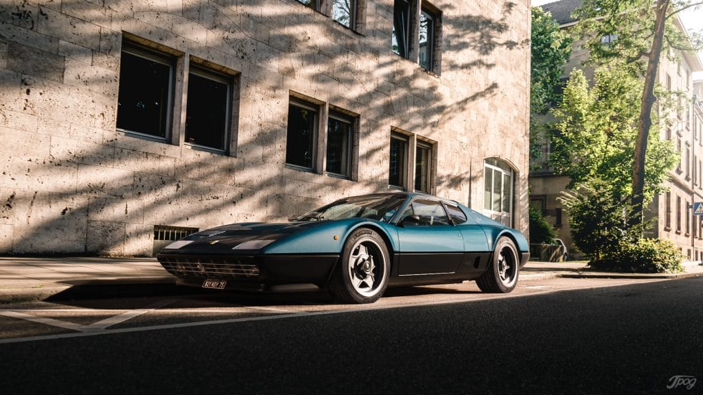 Ferrari 512BB, bleu Ribot, Copyright Jpog