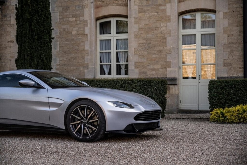 Revenant Automotive Aston Martin Vantage