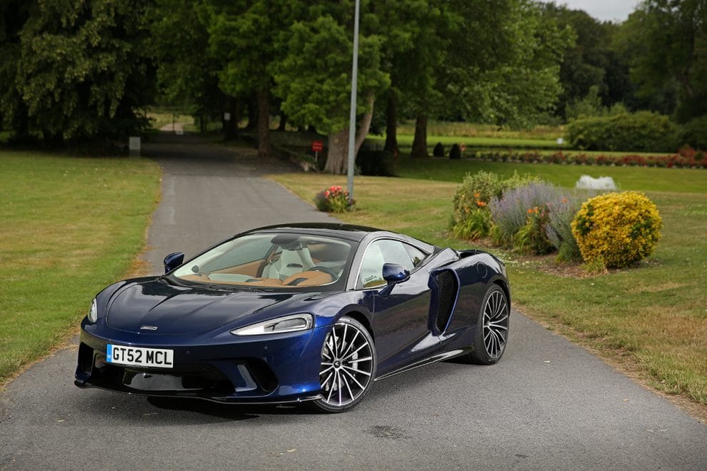 McLaren GT, avant.