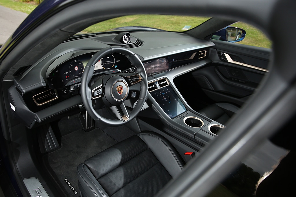 Porsche Taycan Turbo intérieur