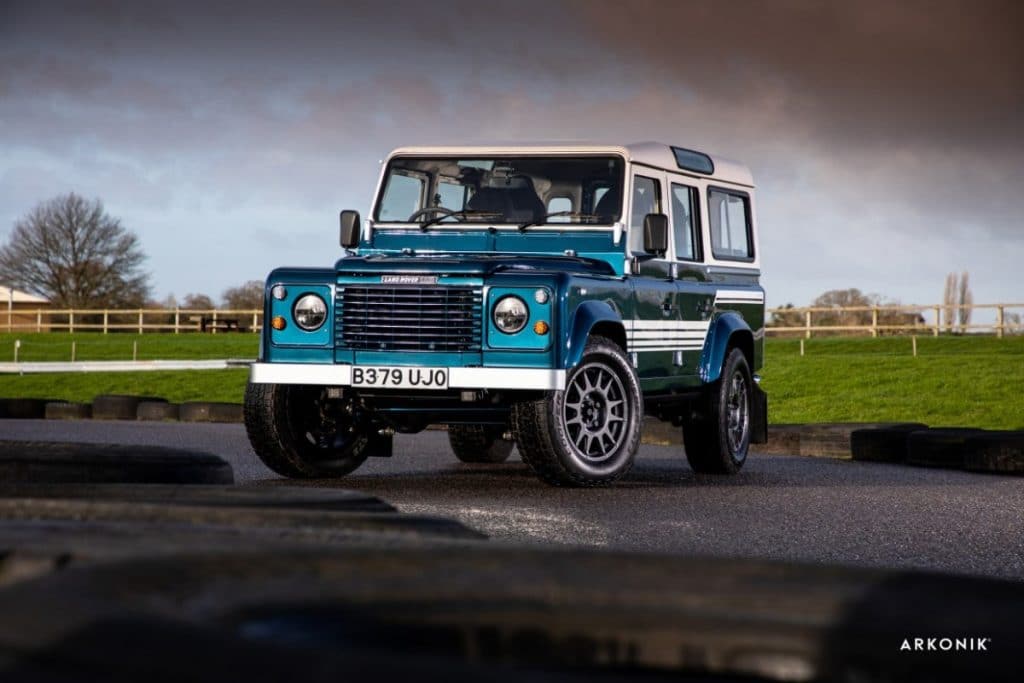 Land Rover  Defender 110 (1984) “UJO”