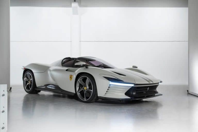 Ferrari sp12 EC ааа777