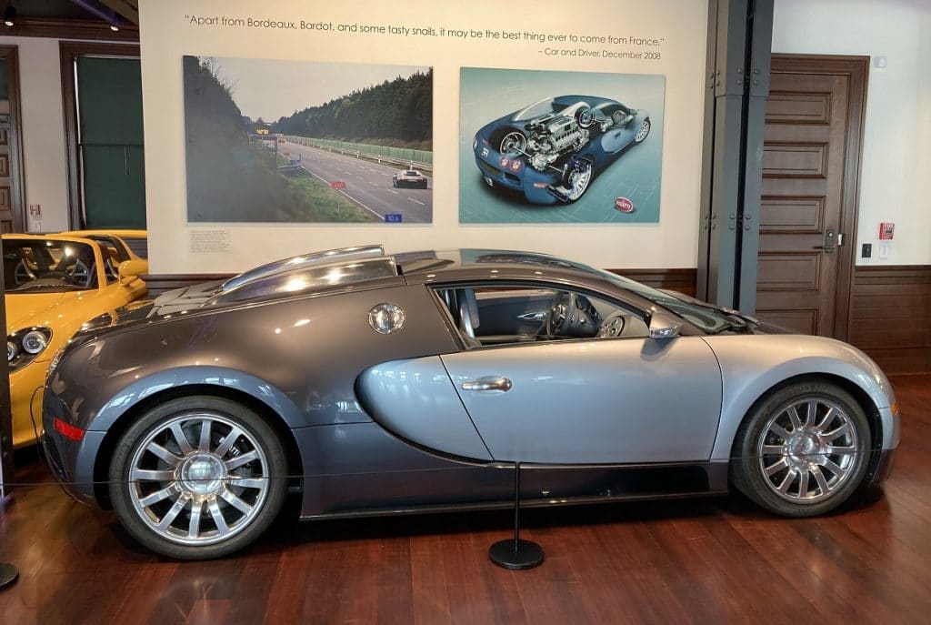 Musée Audrain Bugatti Veyron 2006