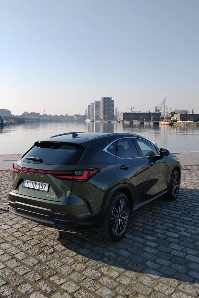 Lexus NX 350h