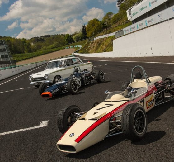 Classic Racing School à Charade,