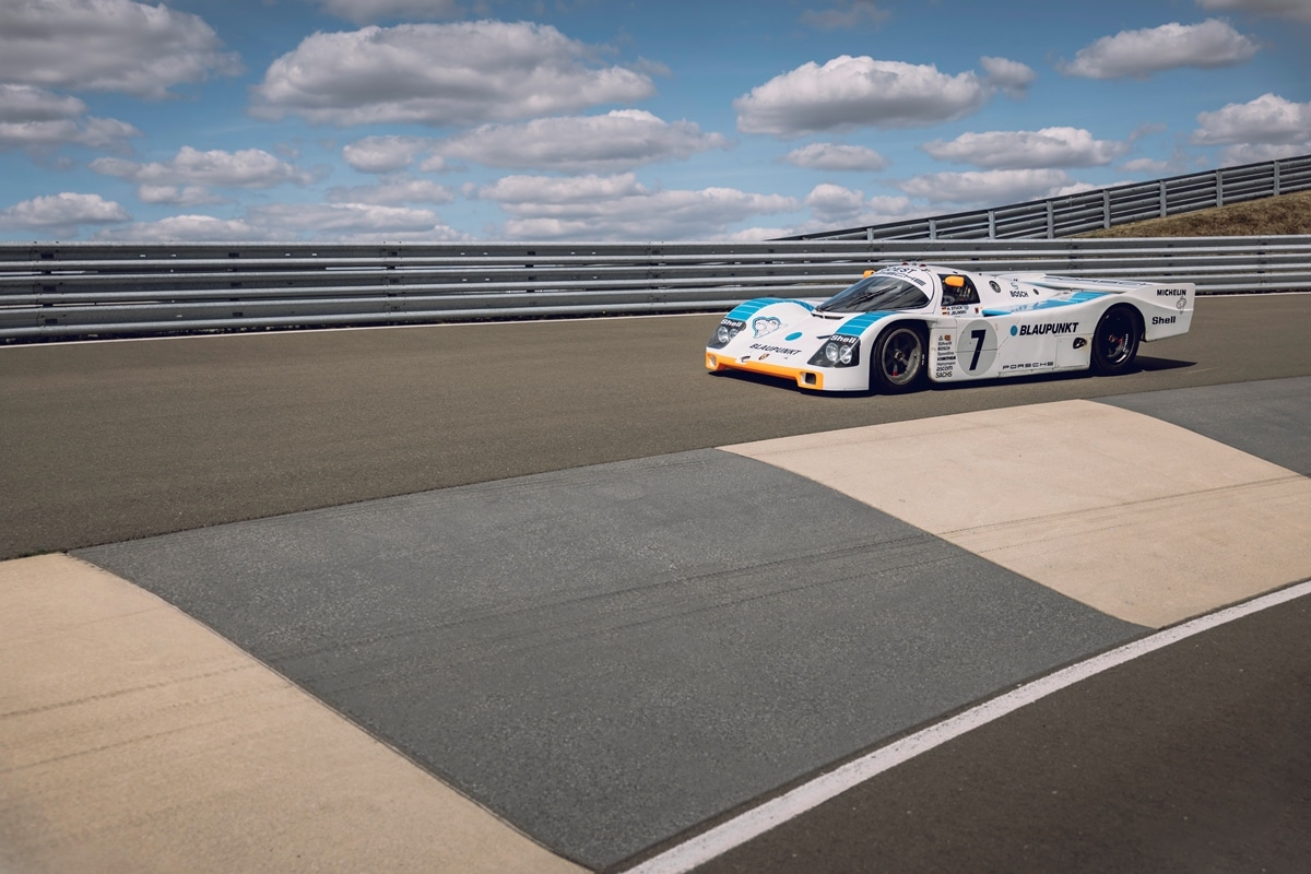 Porsche 962-015 LH BLAUPUNKT