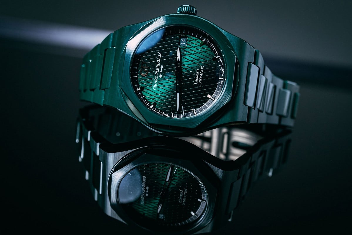 Girard-Perregaux Laureato Green Ceramic Aston Martin Edition