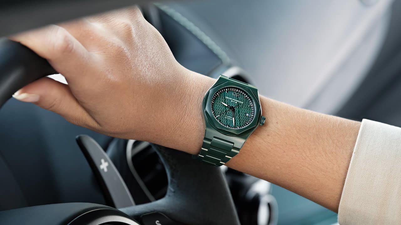 Girard-Perregaux Laureato Green Ceramic Aston Martin Edition