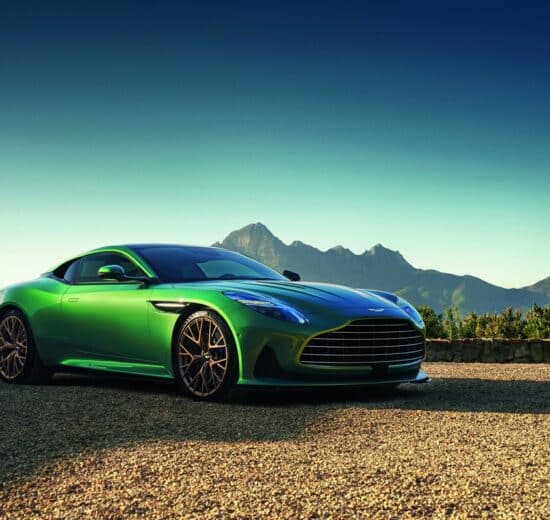 Aston Martin DB12