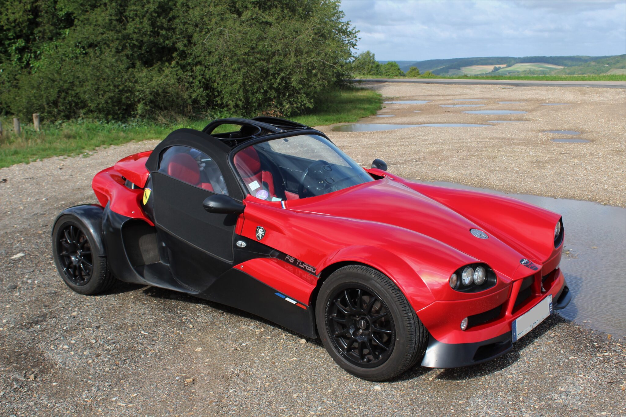 Secma SECMA F16 Turbo et Pierre, qui roule ! - AUTOMOTIV PRESS essai secma ...