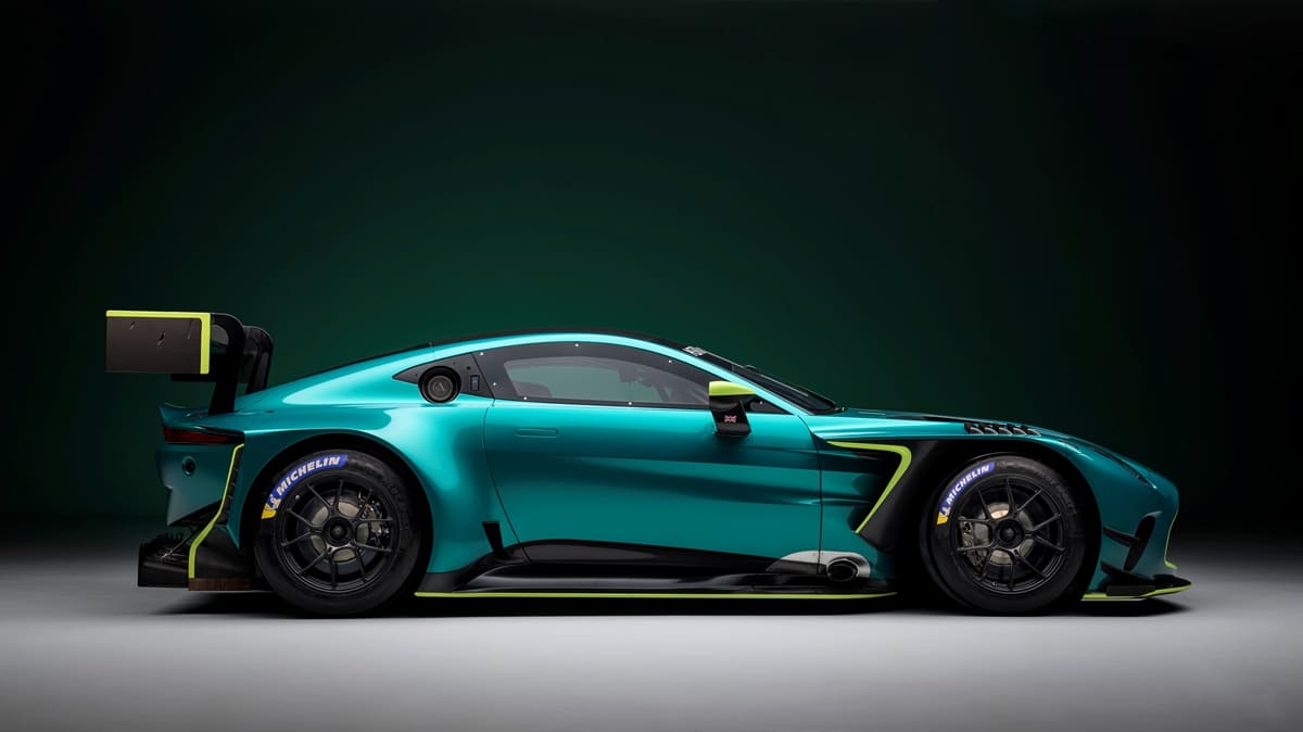 Aston Martin Vantage GT3 2024