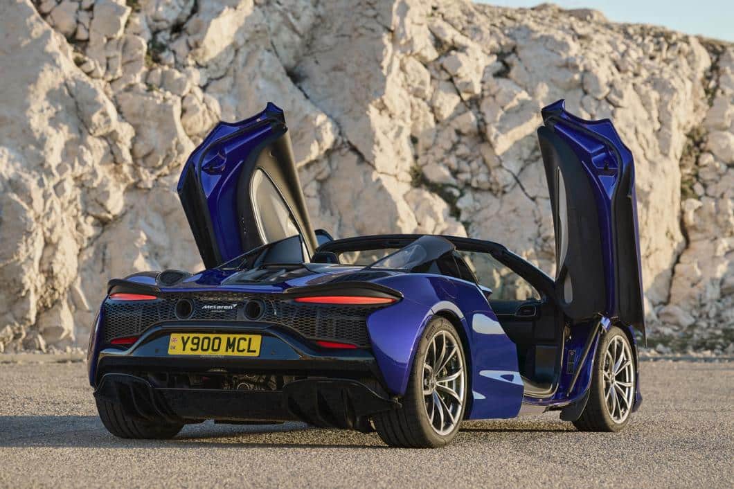 McLaren Artura Spider