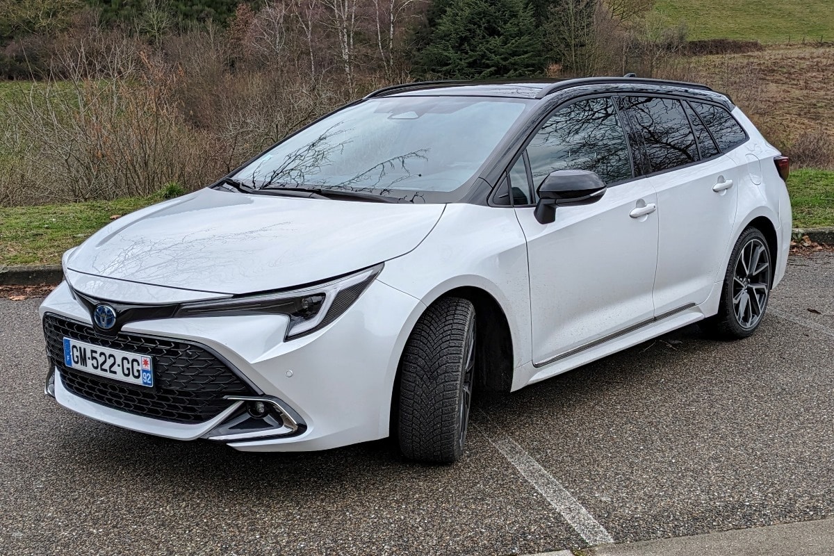 Toyota Corolla Touring Sport hybride 2.0 196h